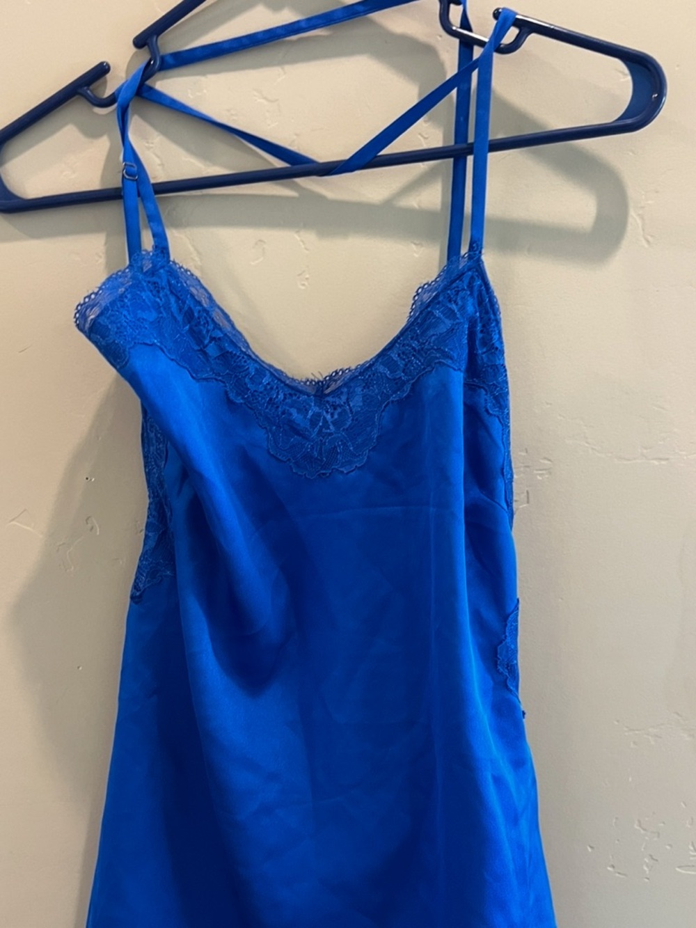 MISSGUIDED SLIPS DRESS - Picture 4 of 10